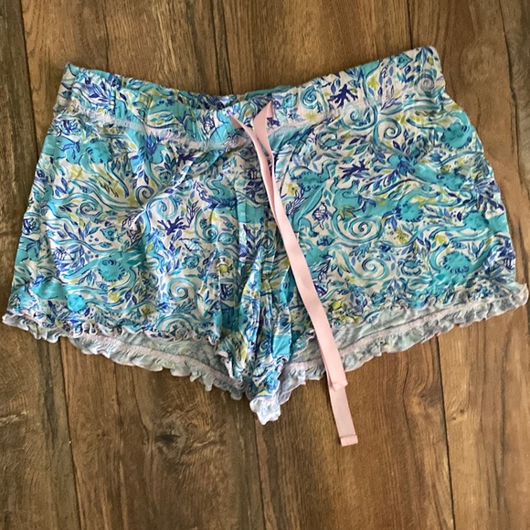 lily Pulitzer shorts - Picture 1 of 4
